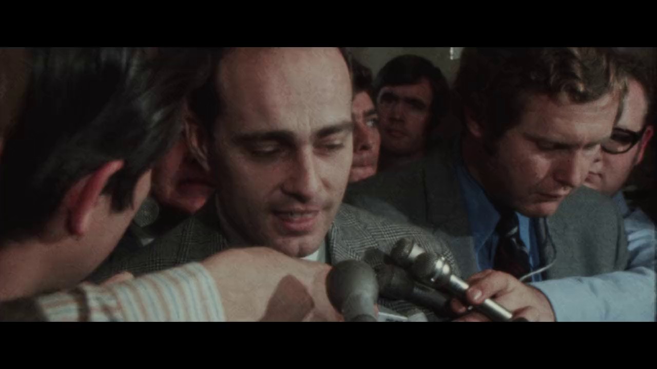 Chaos The Manson Murders (2025) NF WEB-DL Hindi + English 720p x264 AVC HE-AAC 5.1 ESub CineVood.mkv.0004